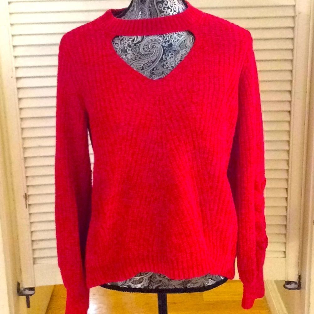 Super soft Recycled Poly Red Hot Sweater 11-13 L